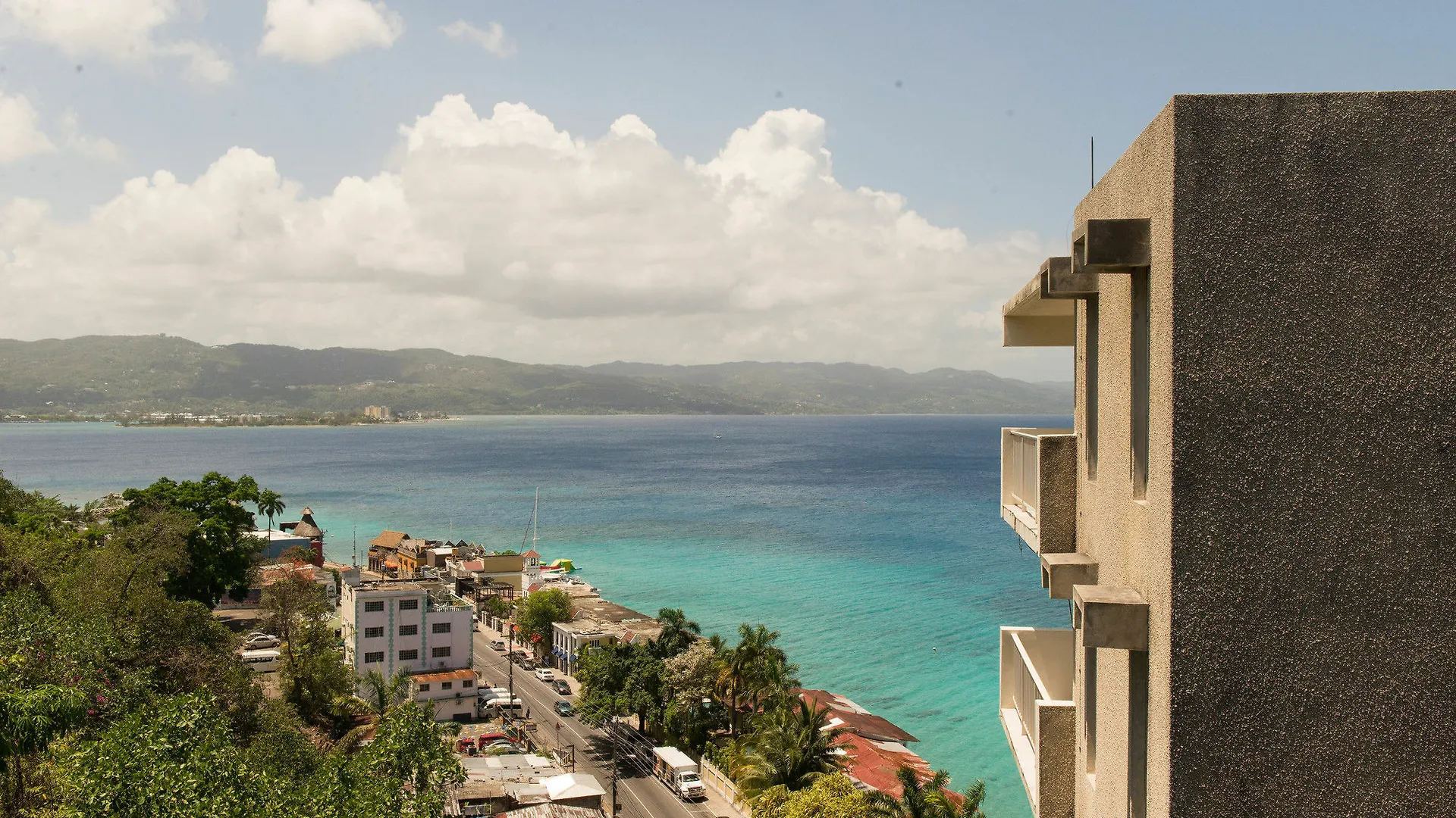 Sky Box Beach Suite At Montego Bay Club Apartament